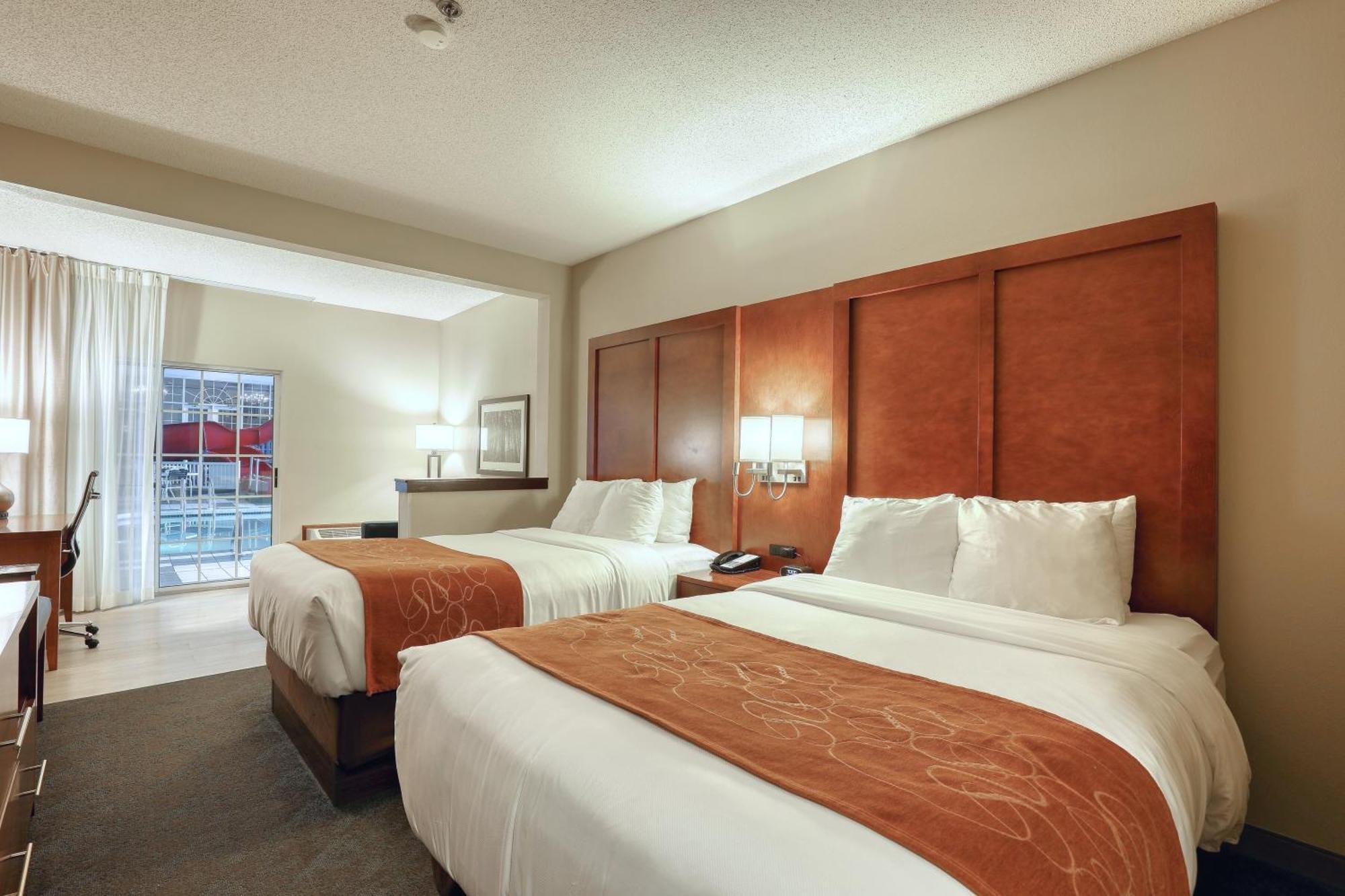 Comfort Suites Appleton Airport Екстер'єр фото