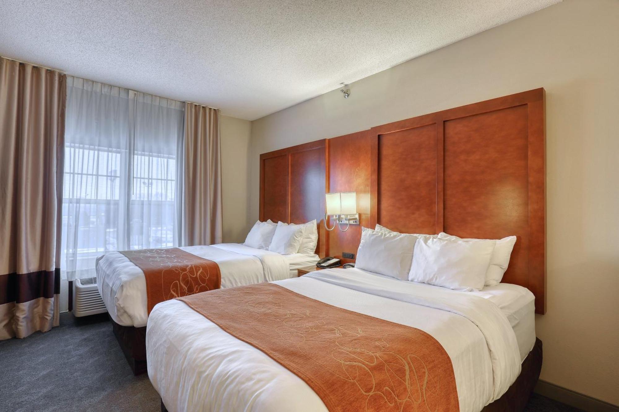 Comfort Suites Appleton Airport Екстер'єр фото